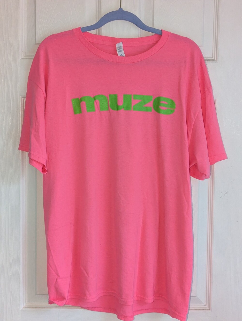 Muze Logo Hot Pink Short-Sleeve Tee -Size XL